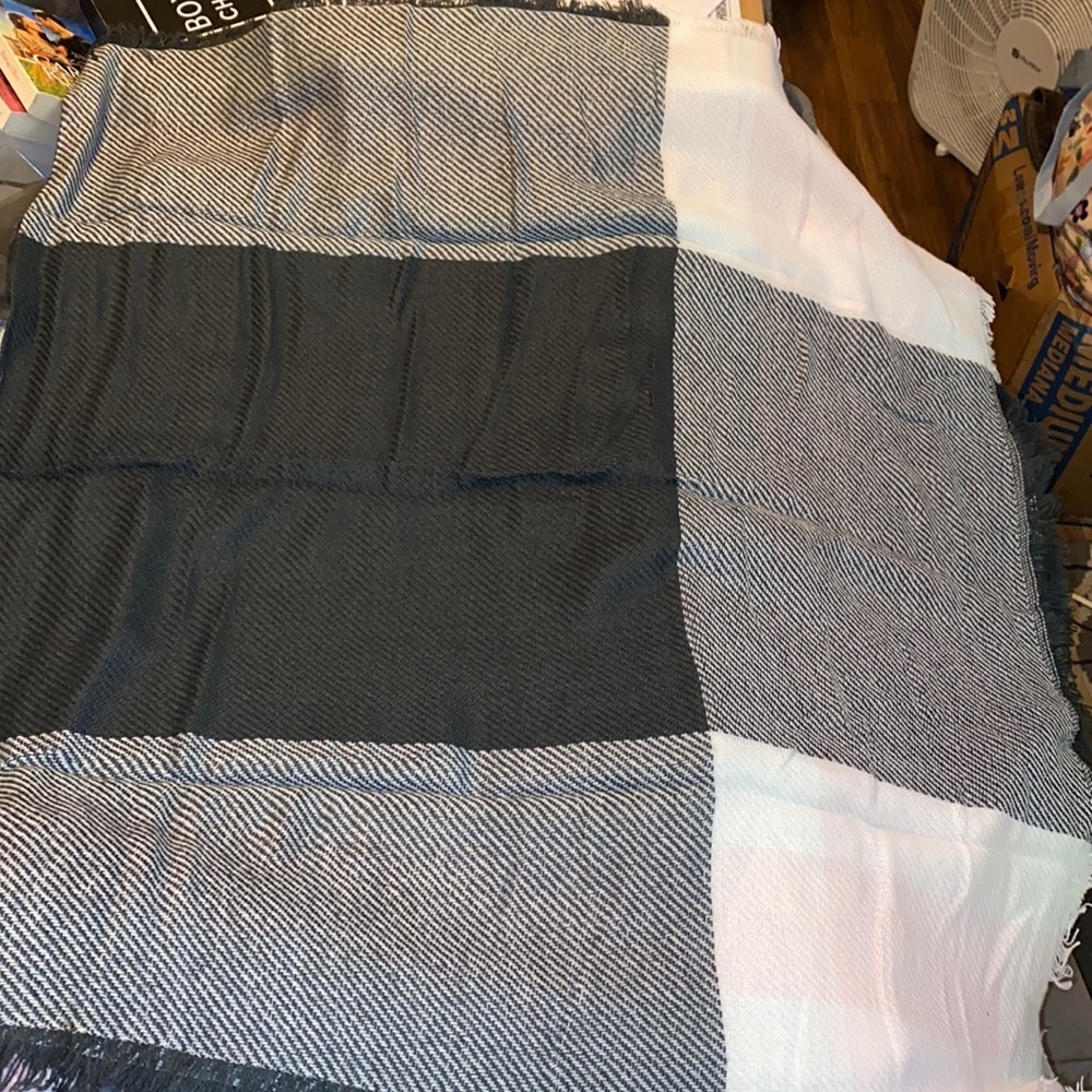 La Gacilly France scarf (100% Acrylic) feels like Cashmere. A101